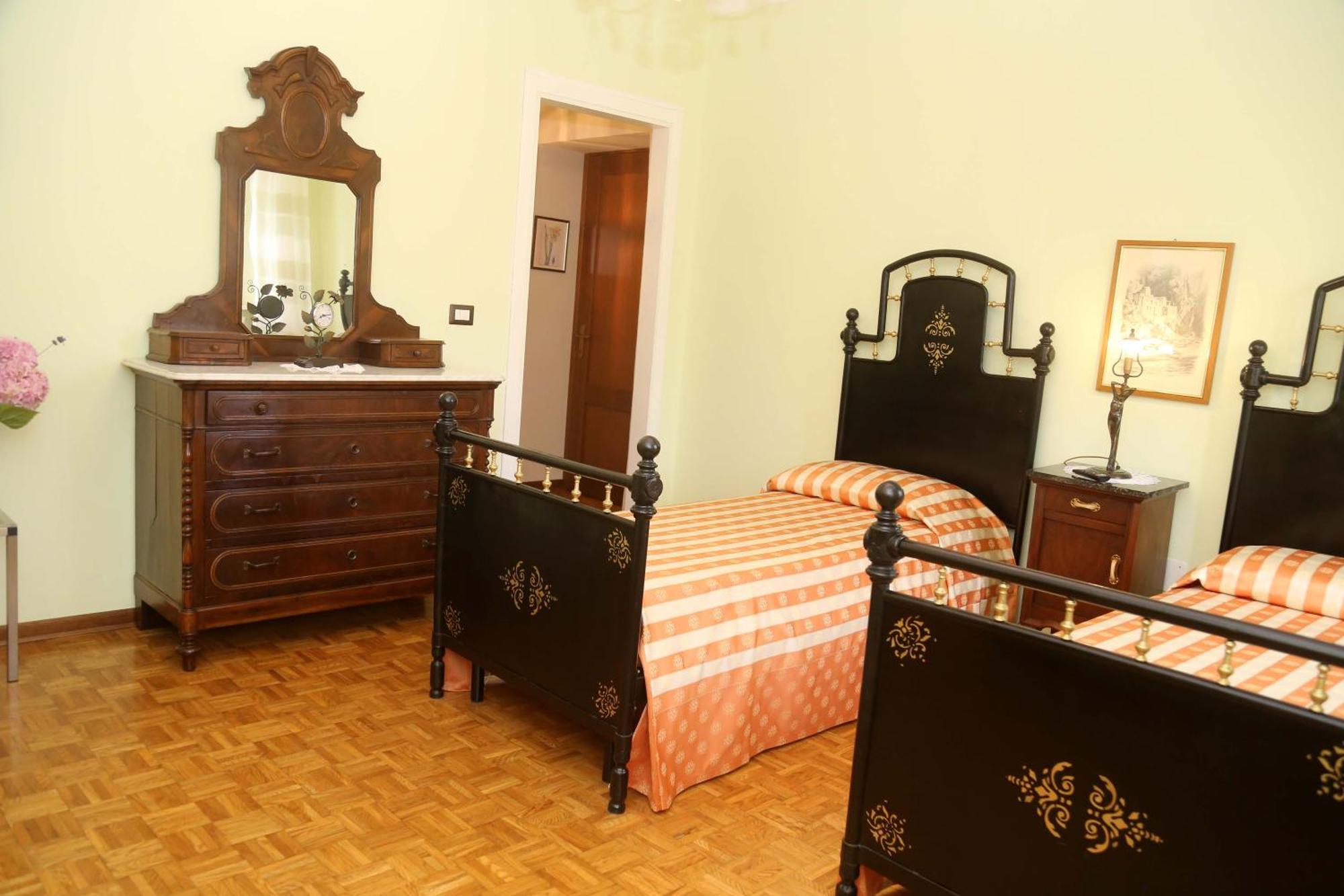 Apartamento Ca' Dij Sarach Canelli Exterior foto